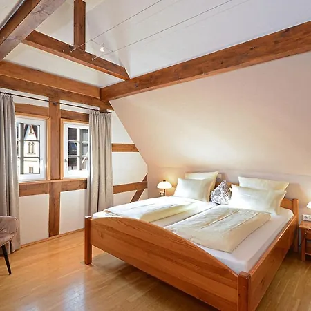 Hauer Hotel 4*