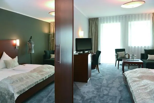 Hauer Hotel 4*